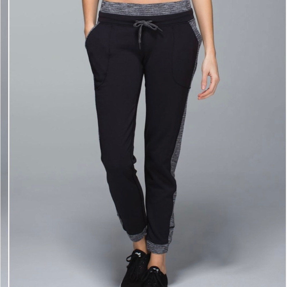 Lululemon Base Runner Pants Size 4